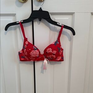 PINK Victoria's Secret Red Floral Bra